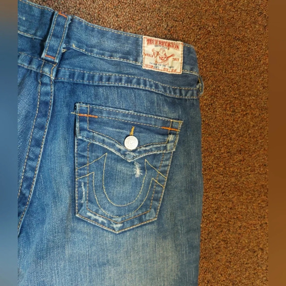 True Religion Bermuda Cut Off Jean Shorts Front Distressed 27 - Picture 5 of 8